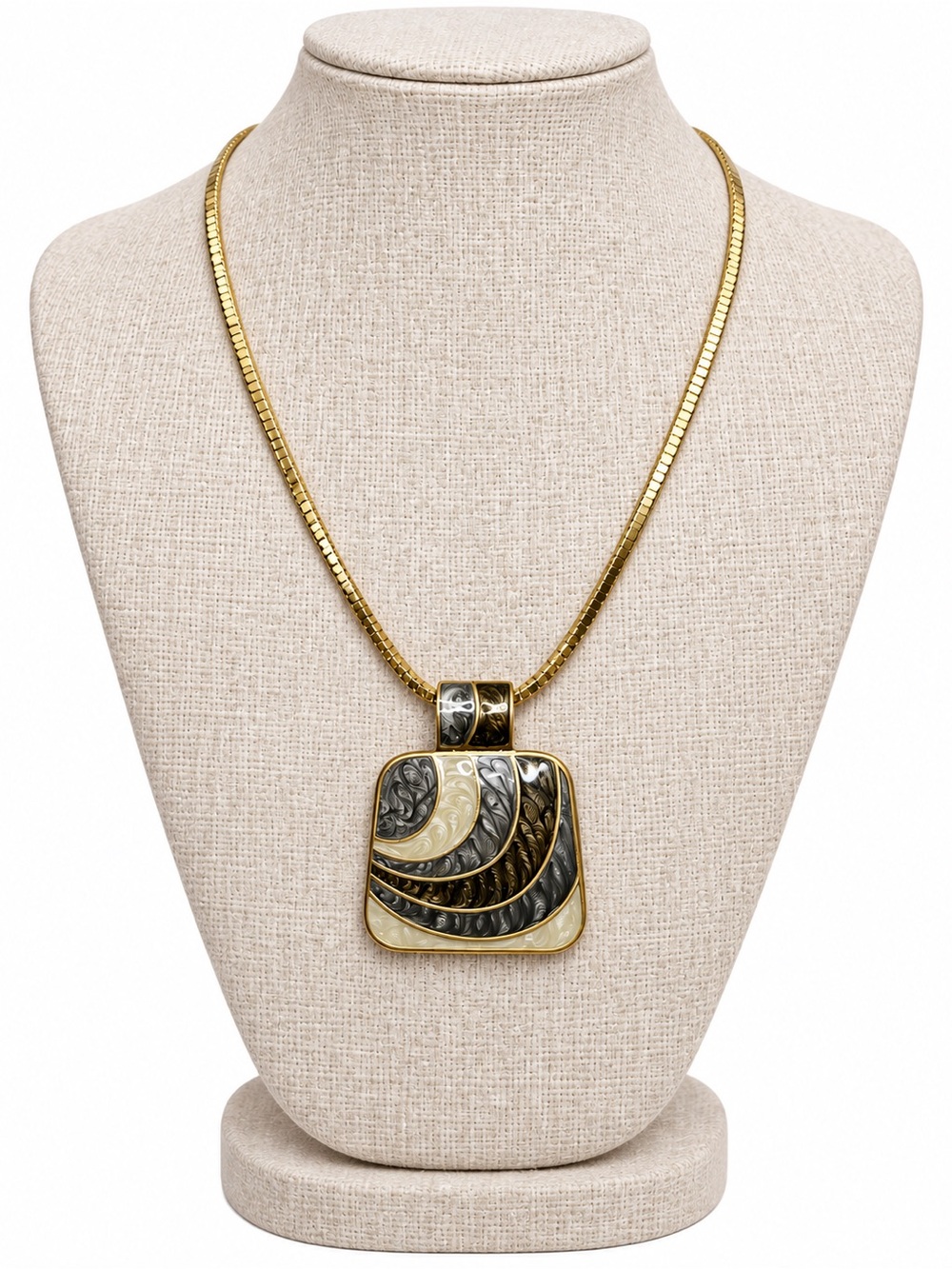 Lia Sophia - Gold-Tone Multi-Metal Statement Pendant Necklace